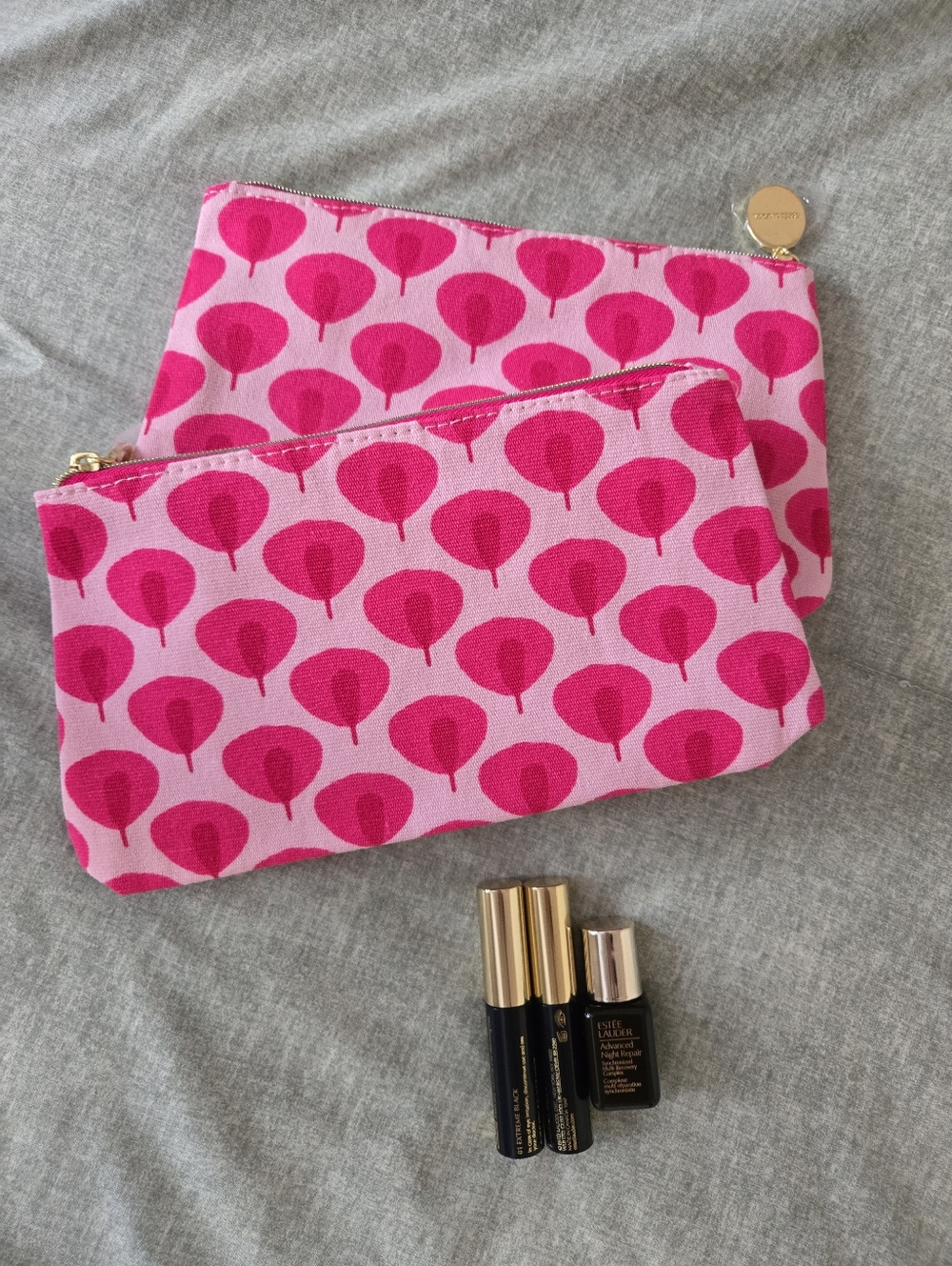 ESTEE LAUDER Revitalizing Supreme Moisturizer, Mascara & Night Serum & Cosmetic